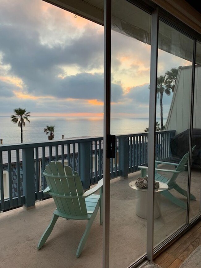 Building Photo - Malibu 2 Bedroom Ocean View Condo (Ocean s...