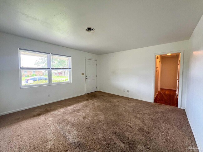 Foto del edificio - 7121 Marie Ave