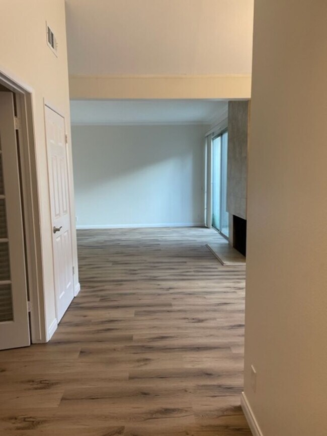 Building Photo - One Story in Woodbridge-$1000 off rent