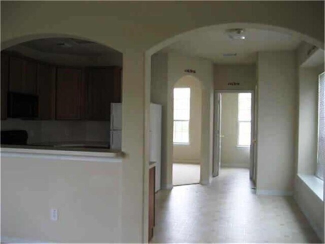 Foto del edificio - 5111 Manorfield Dr