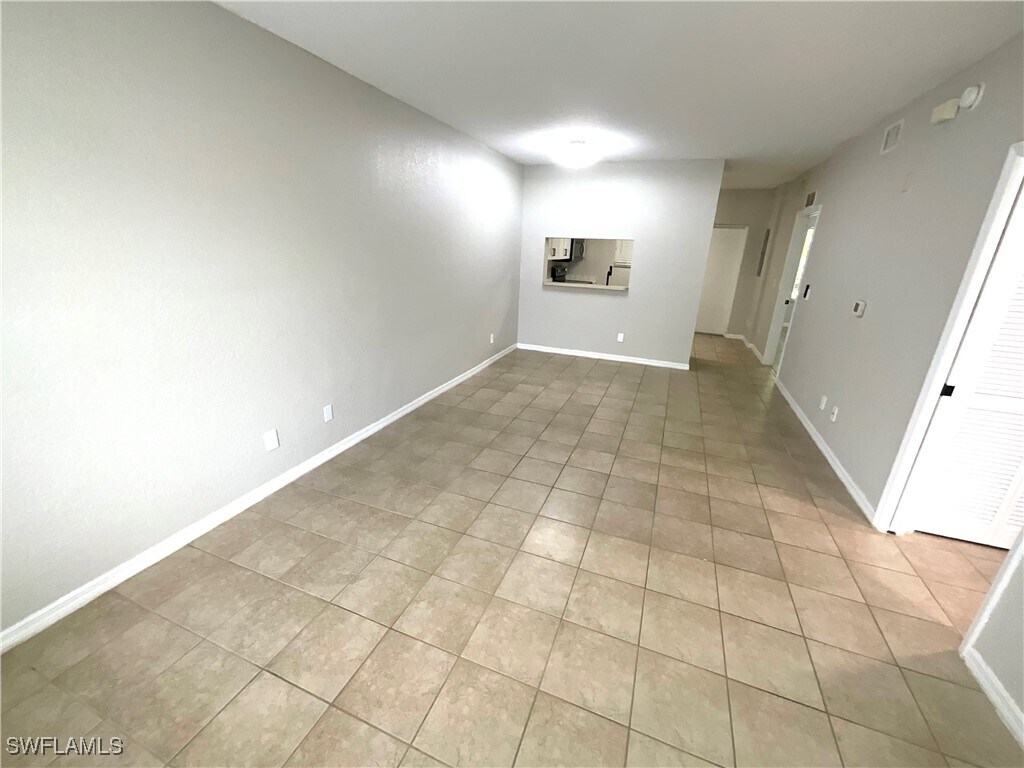 Foto del edificio - 8358 Bernwood Cove Loop