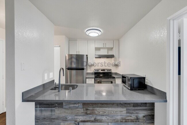 Building Photo - 29612 Mountain Oak Ct