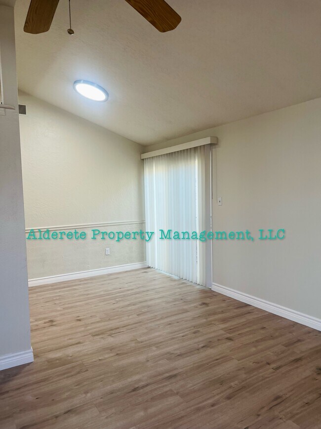 Foto del edificio - 9006 Sonya Ave SW