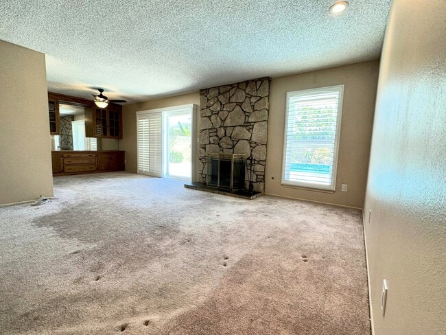Building Photo - 11348 Barbi Ln