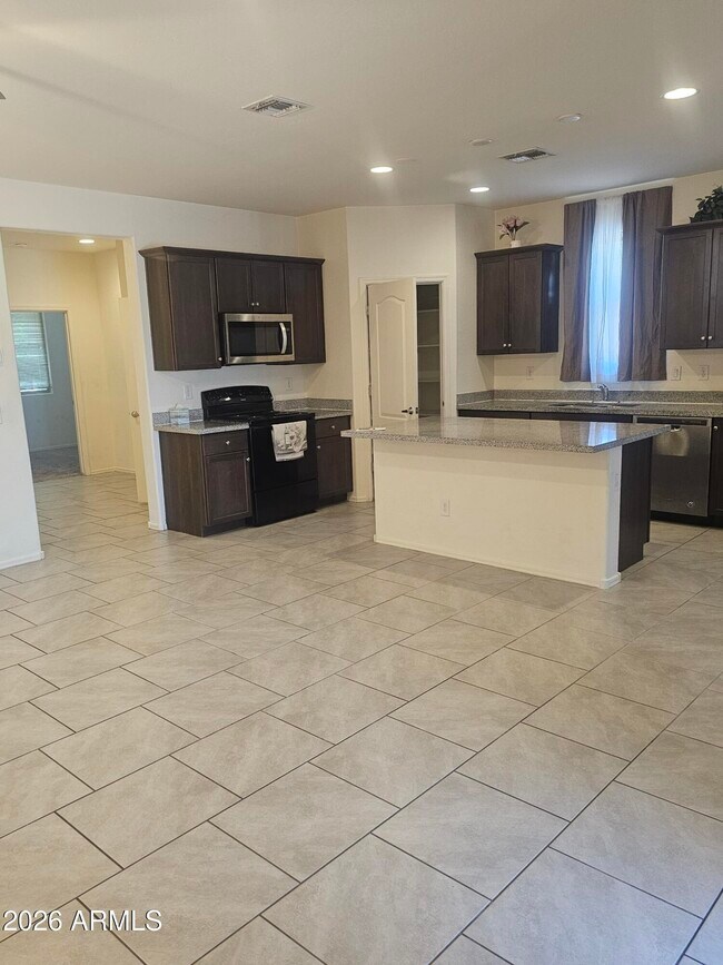 Foto del edificio - 1650 E Jardin Pl