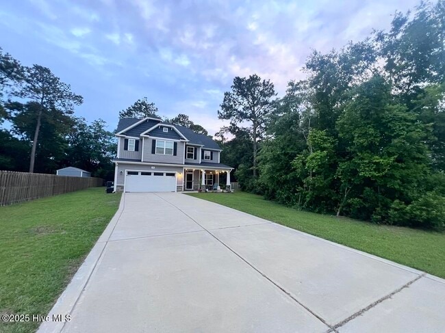 Building Photo - 123 Evergreen Frst Dr