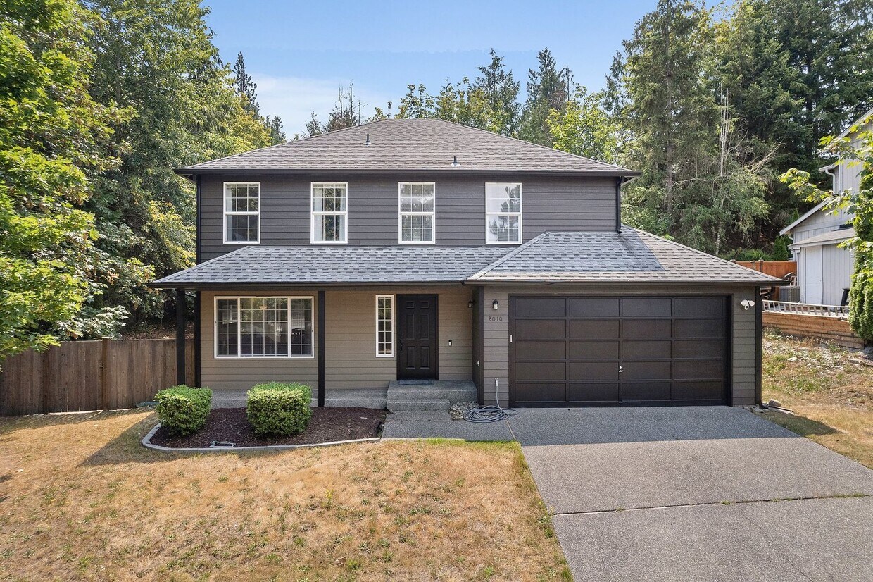 Primary Photo - Fully Furnished 4 Bed Puyallup Home – Perf...