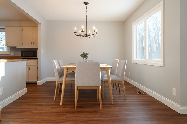 Foto del edificio - 8621 Darnel Rd