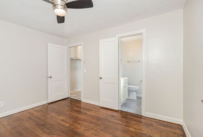 Foto del edificio - 4220 Webster Ave