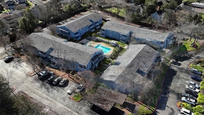  - Park Club Apartments