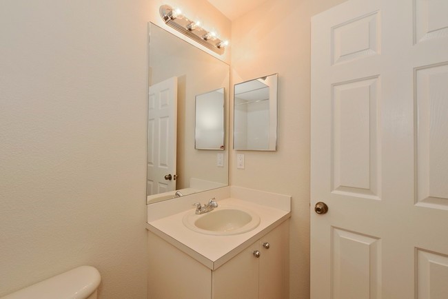 Building Photo - 11837 Whisper Creek Dr