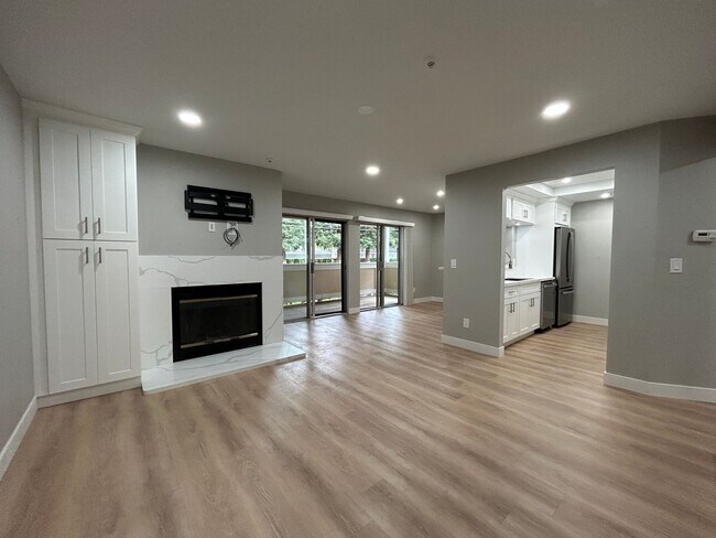 Foto del edificio - Sophisticated 2BR Walnut Creek Residence –...