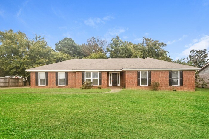 Foto principal - Cozy 3 Bedroom in Tuscaloosa