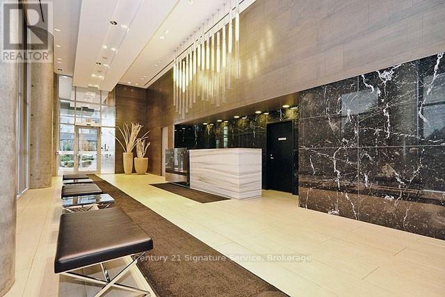 Building Photo - 223 Webb Dr