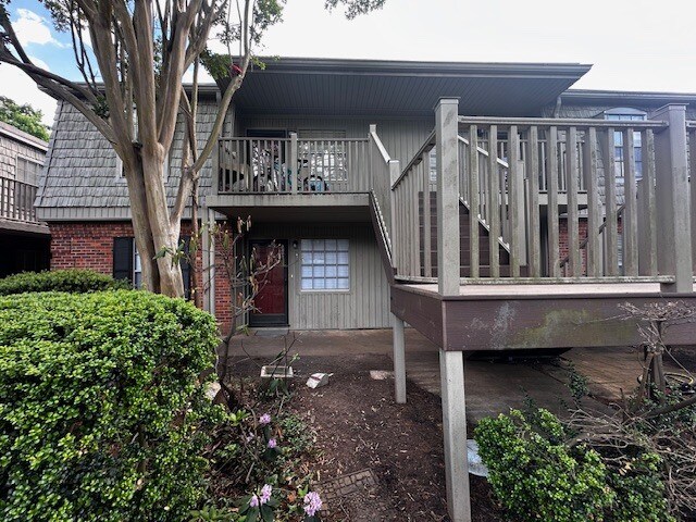 Building Photo - 3818 Country Club Rd