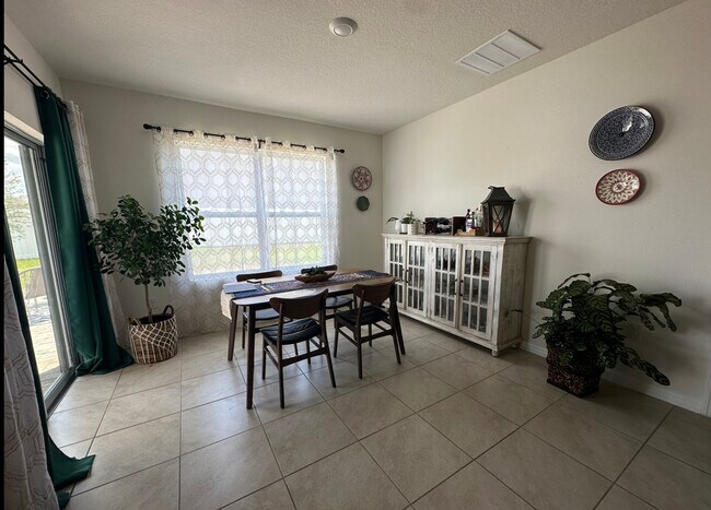 Foto del edificio - 2617 Rowan St