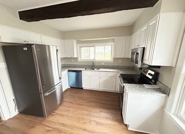 Foto del edificio - 2528 Springmont Ave