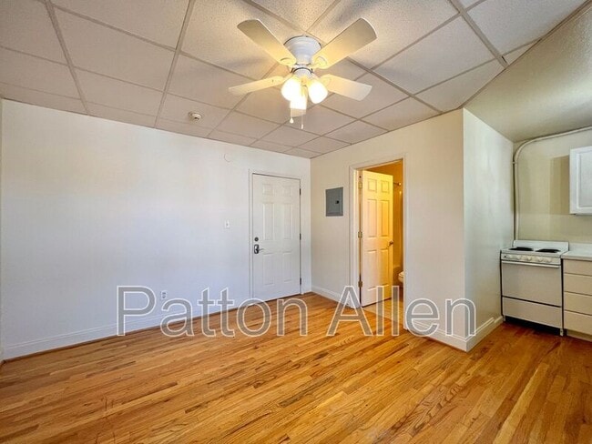 Building Photo - 43 Ravenscroft Dr
