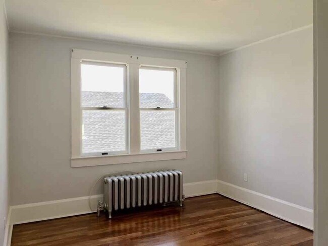 Foto del edificio - 198 Harris St