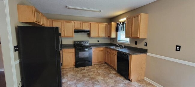 Building Photo - 2325 Shady Grove Rd