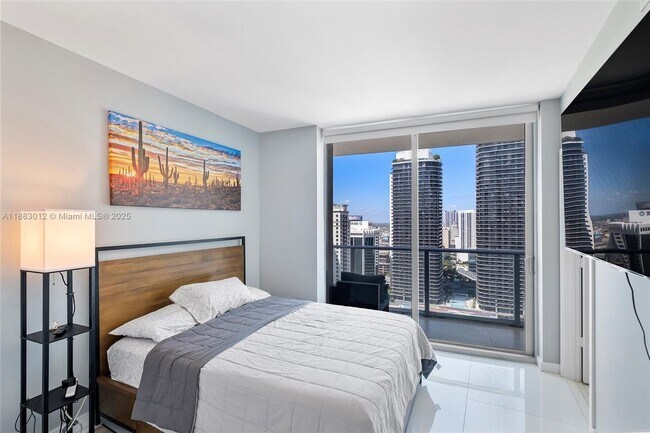 Foto del edificio - 1100 S Miami Ave