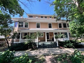 Building Photo - 519 Hamilton St