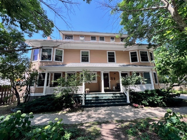Building Photo - 519 Hamilton St