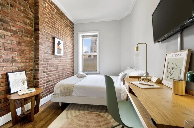 Foto del edificio - 437 W 53rd St