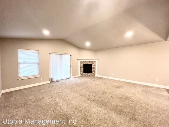 Building Photo - 3 br, 2 bath House - 2542 NW Elm Place