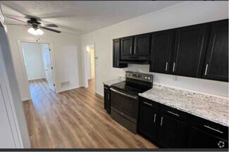 Building Photo - 106 S Park Dr