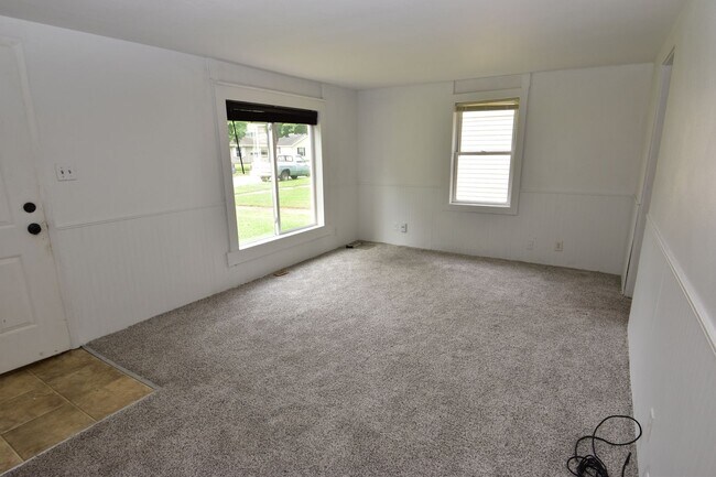 Foto del edificio - South Bend 2 Bedroom Home for Rent in Keller Park
