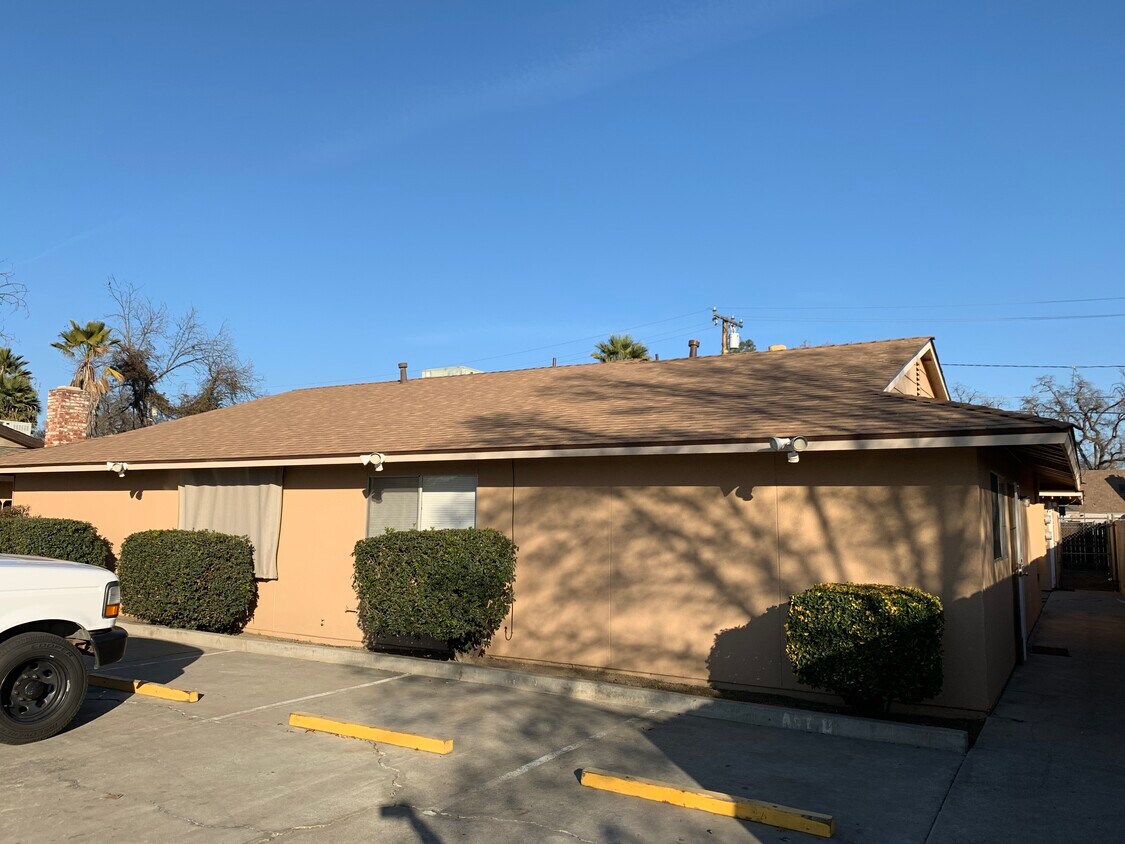 1713 McKinley Ave Unit C, Hanford, CA 93230 Apartments in Hanford, CA