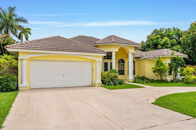 Building Photo - 103 Black Olive Crescent