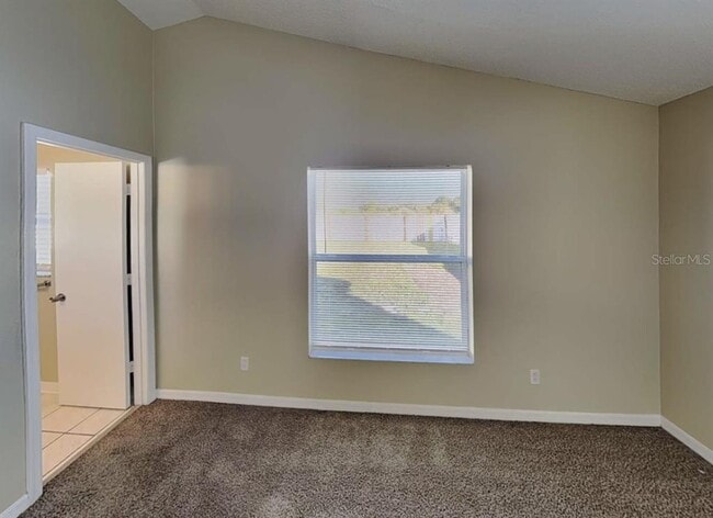 Building Photo - 605 Beverly Dr