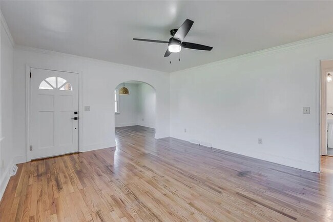 Foto del edificio - 734 Anderson St