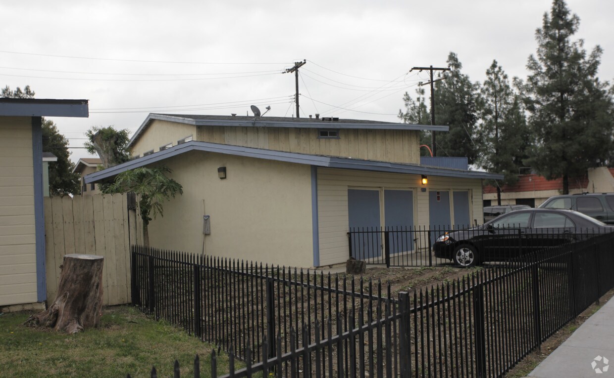 Foto del edificio - 1233 E 5th St