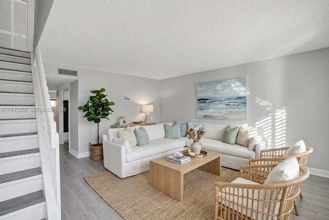 Foto del edificio - 10102 SW 77th Ct