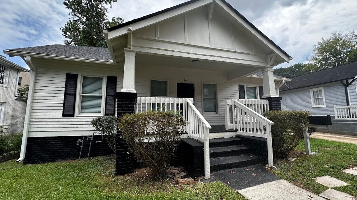 Primary Photo - 3 bed 2 bath in Atlanta!