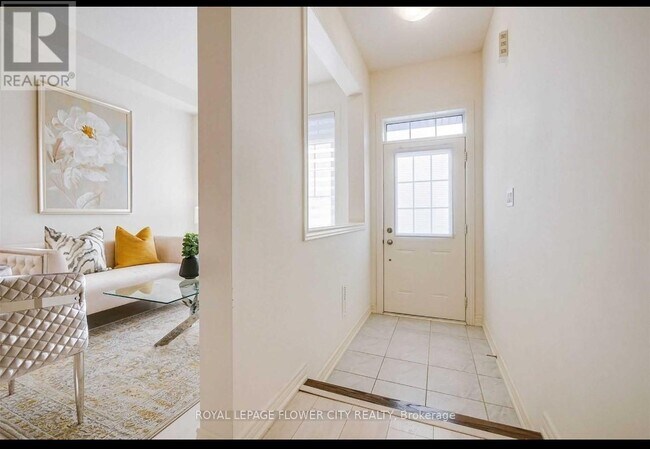 Building Photo - 49 Truro Cir