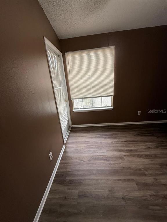 Foto del edificio - 1908 Lake Atriums Cir