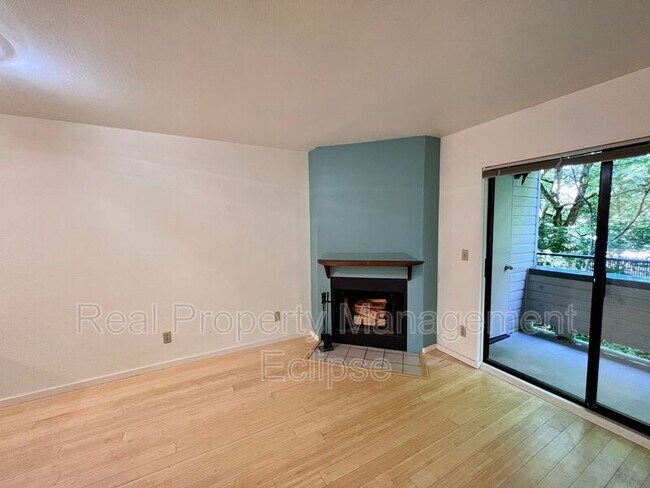 Foto del edificio - 211 Summit Ave E