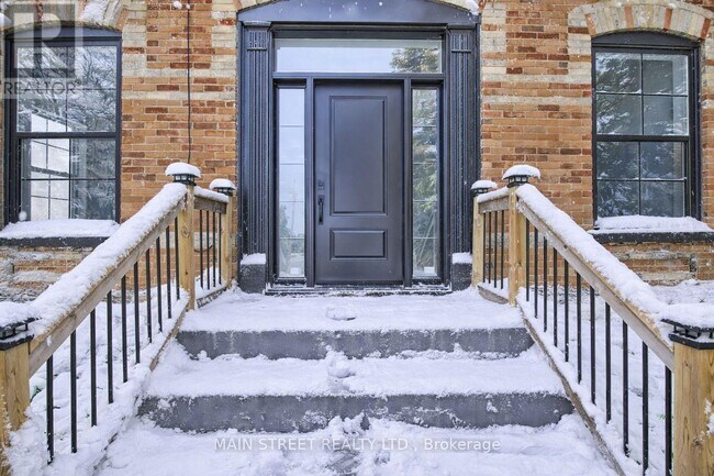 Building Photo - 1579 Gilford Rd