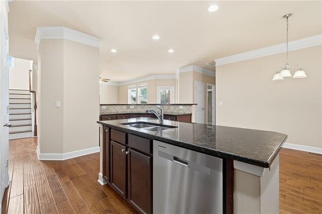 Building Photo - 10012 Parc Sky Cir