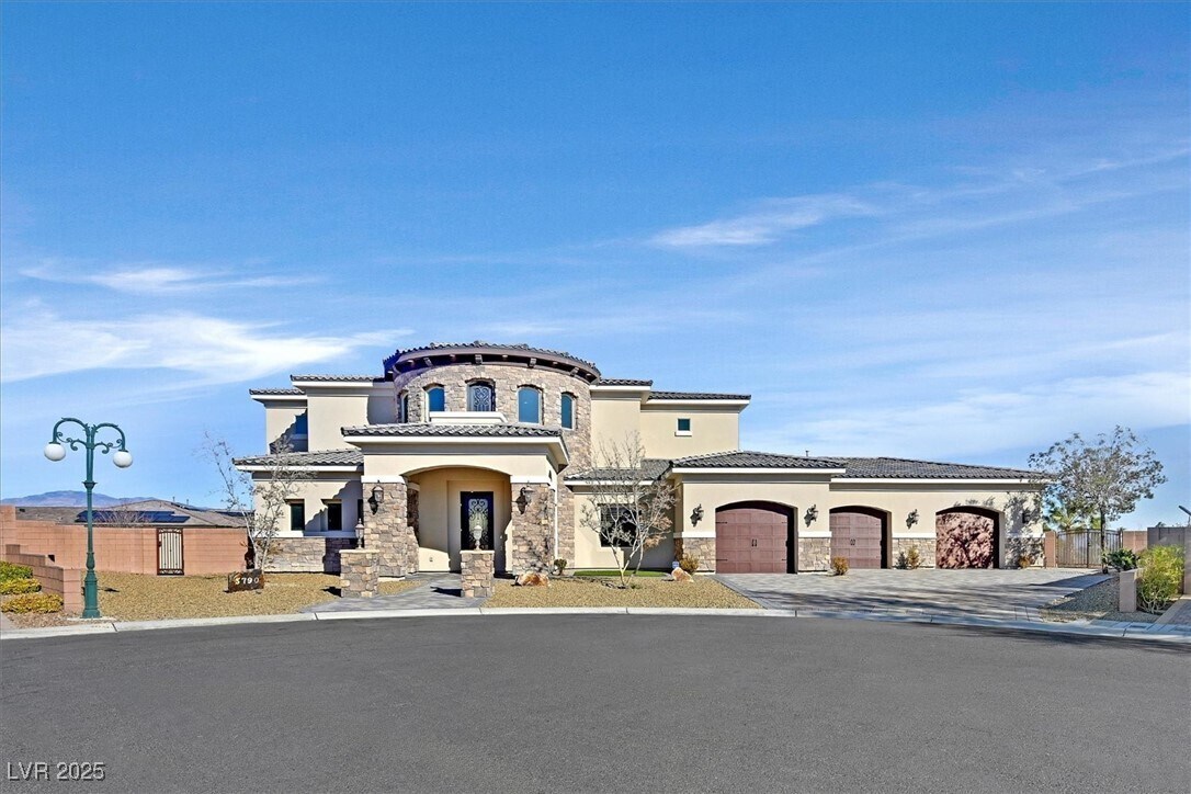 Foto principal - 5790 Aspen Falls Cir