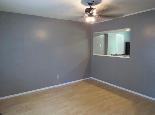 Building Photo - Cozy Vineyard Living – 3BR/2BA Home Near P...