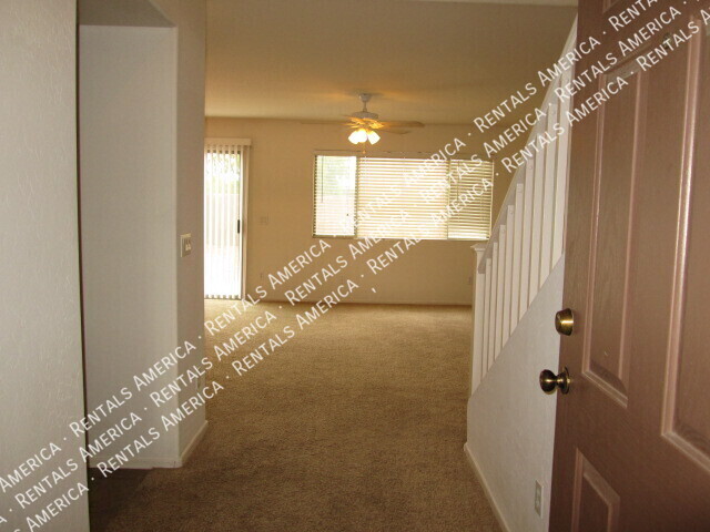 Foto del edificio - 13821 W Rovey Ave