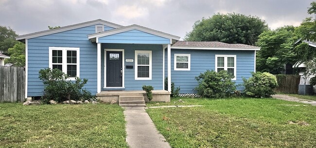Building Photo - 3126 Austin St