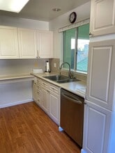 Building Photo - 95-1024-1024 Ohi St