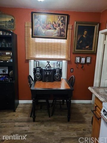 Foto del edificio - 1 br, 1 bath House - 117 W Pillsbury St
