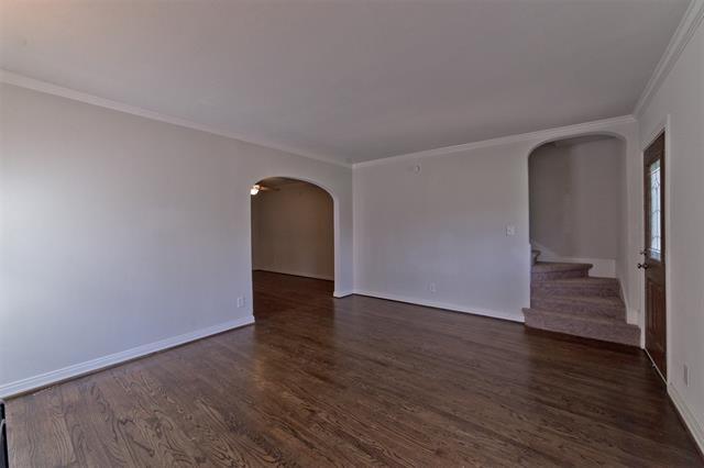 Building Photo - 6205 Llano Ave